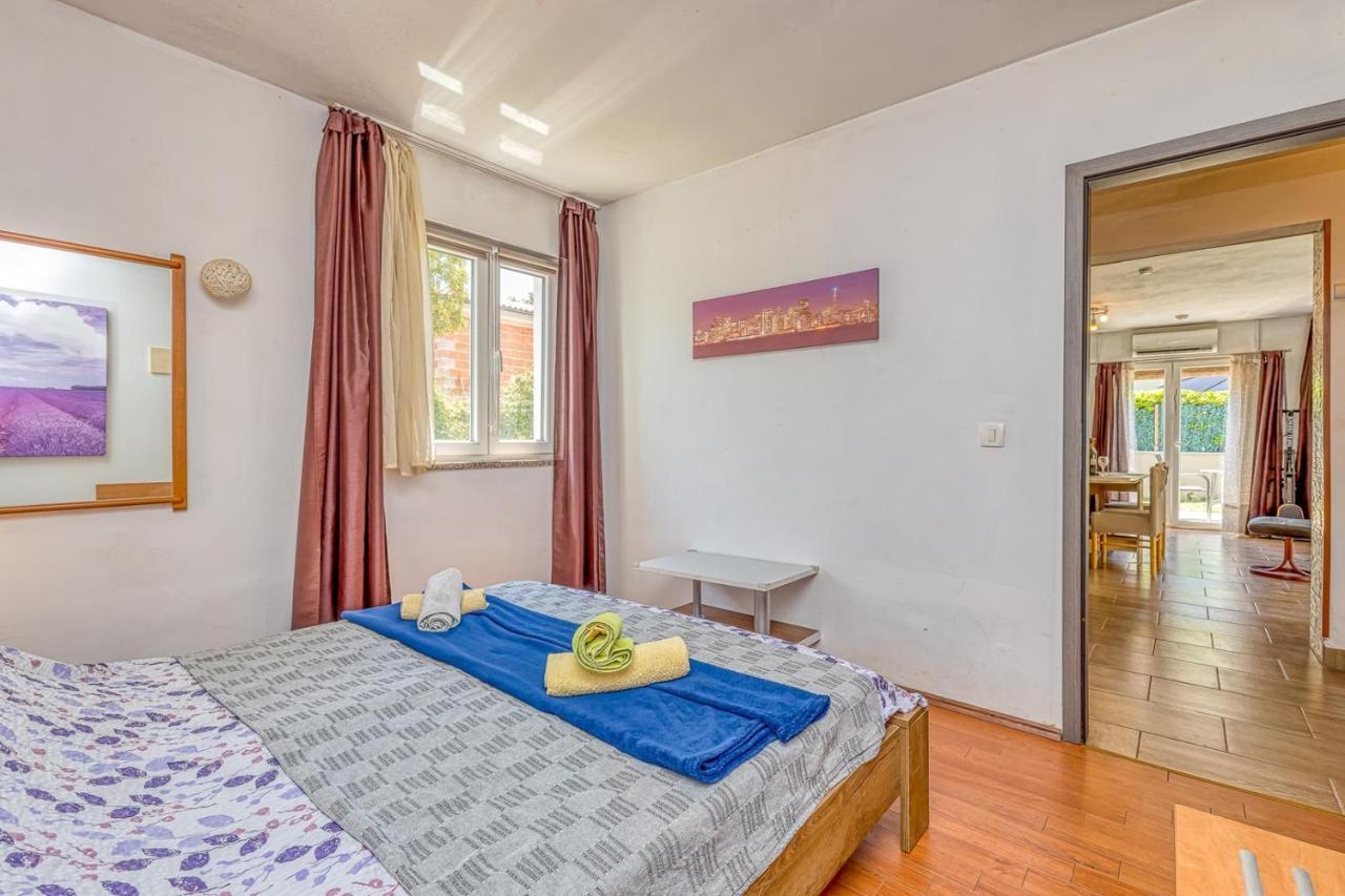 Holiday House Mir Kanfanar Zewnętrze zdjęcie