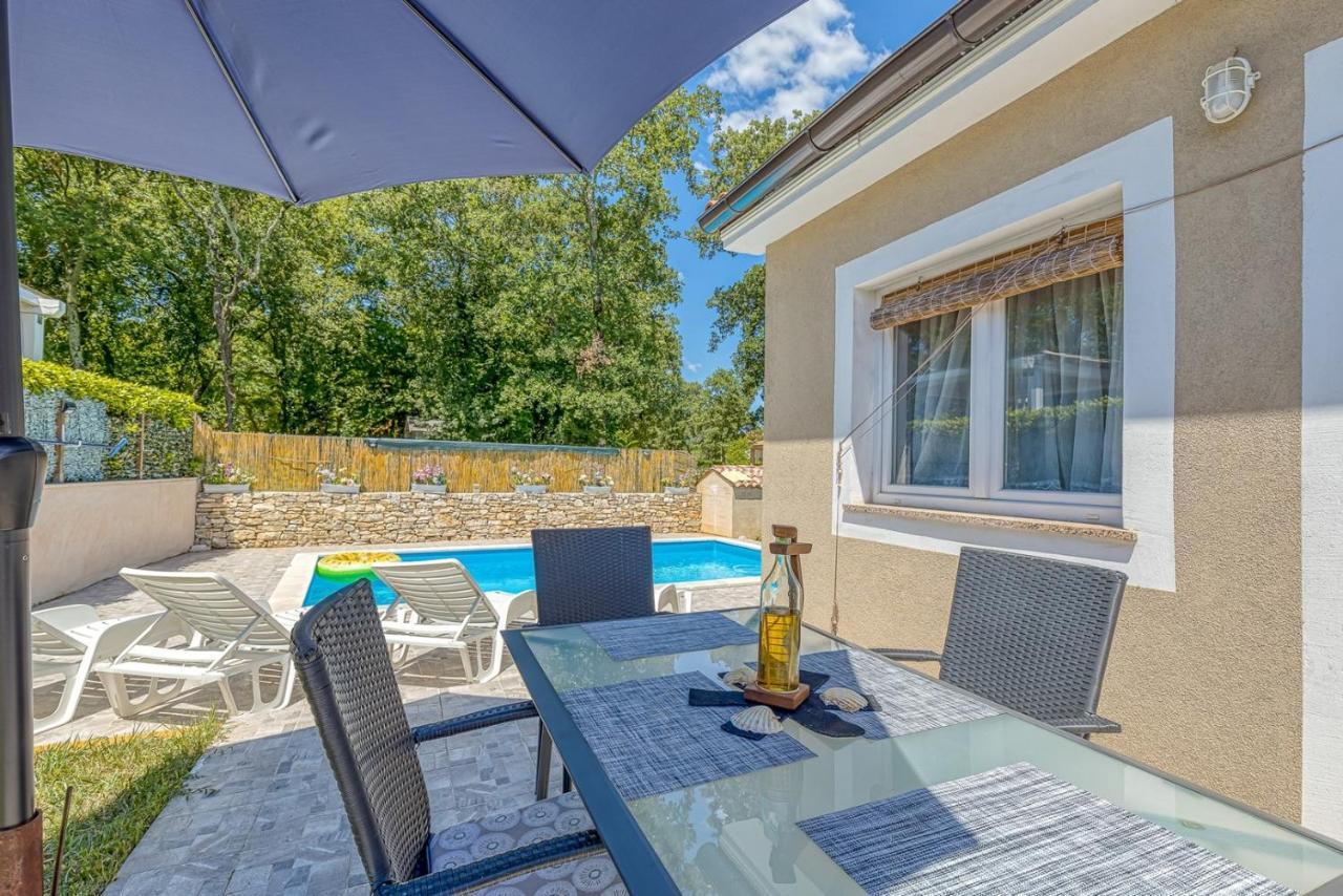 Holiday House Mir Kanfanar Zewnętrze zdjęcie