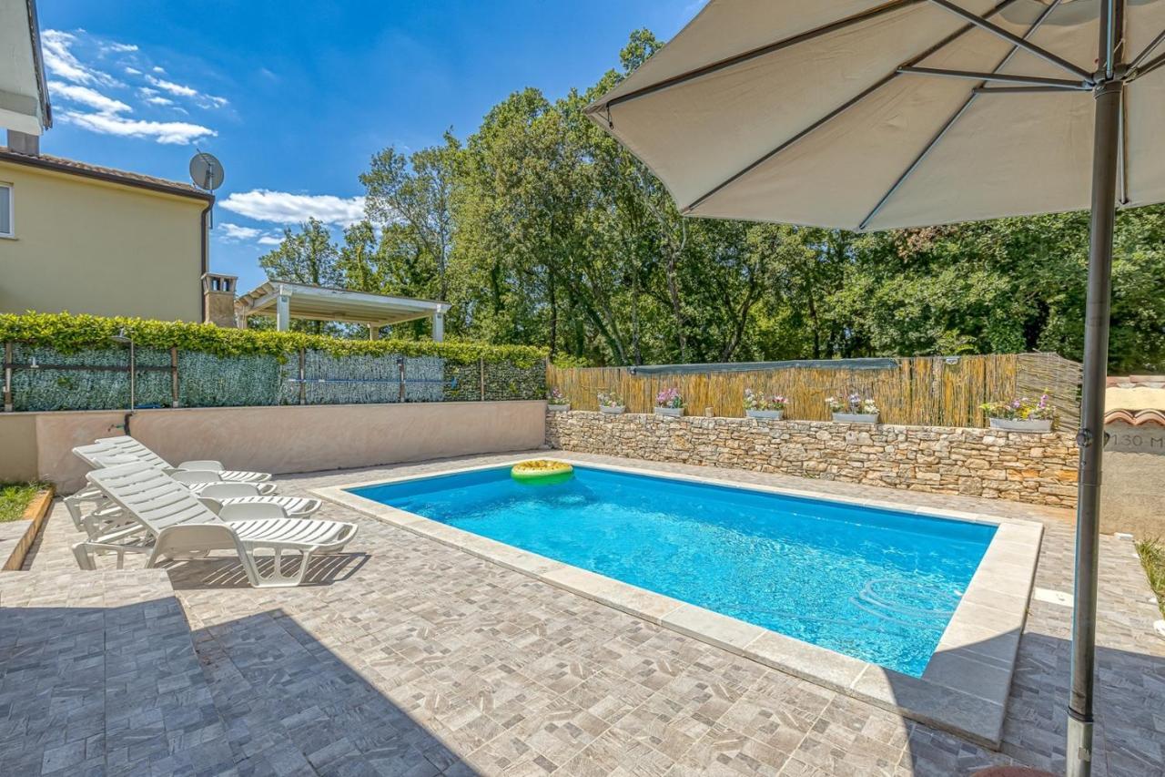 Holiday House Mir Kanfanar Zewnętrze zdjęcie