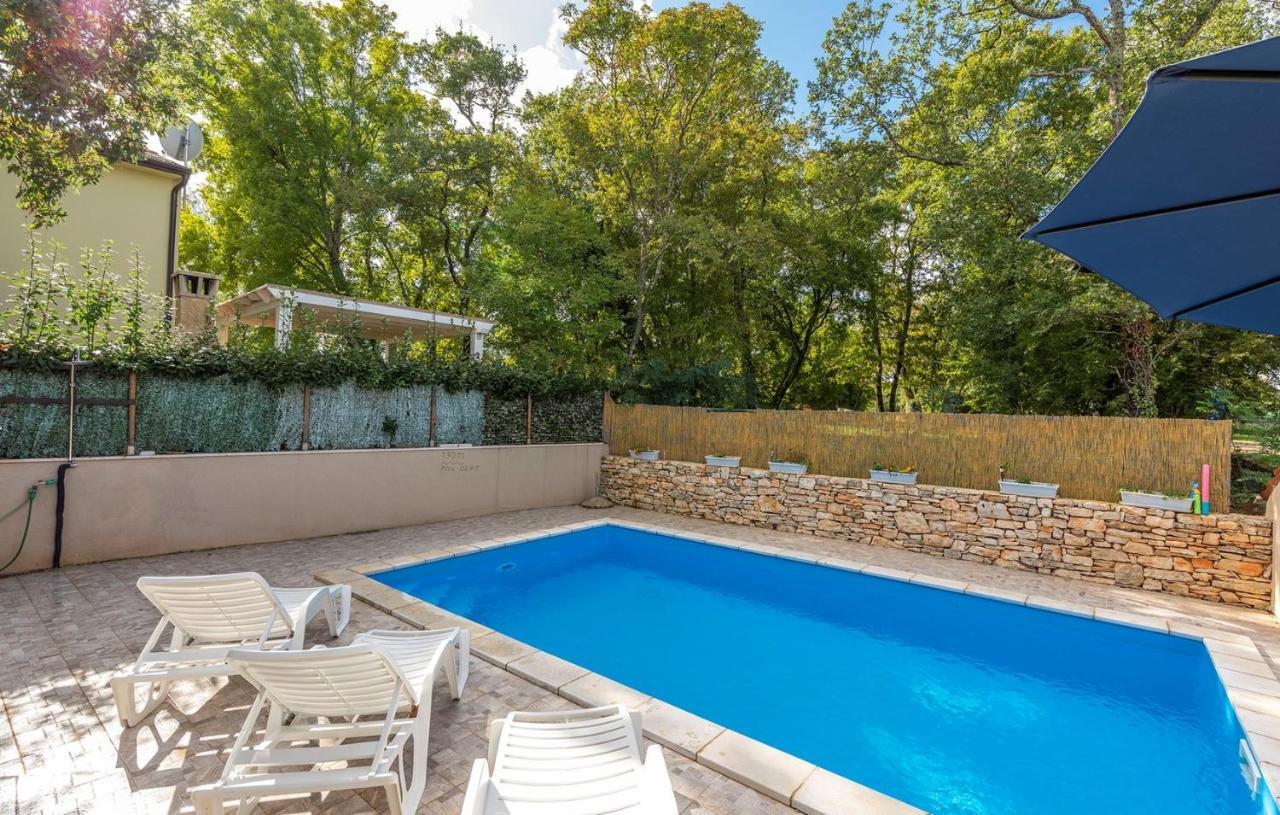 Holiday House Mir Kanfanar Zewnętrze zdjęcie