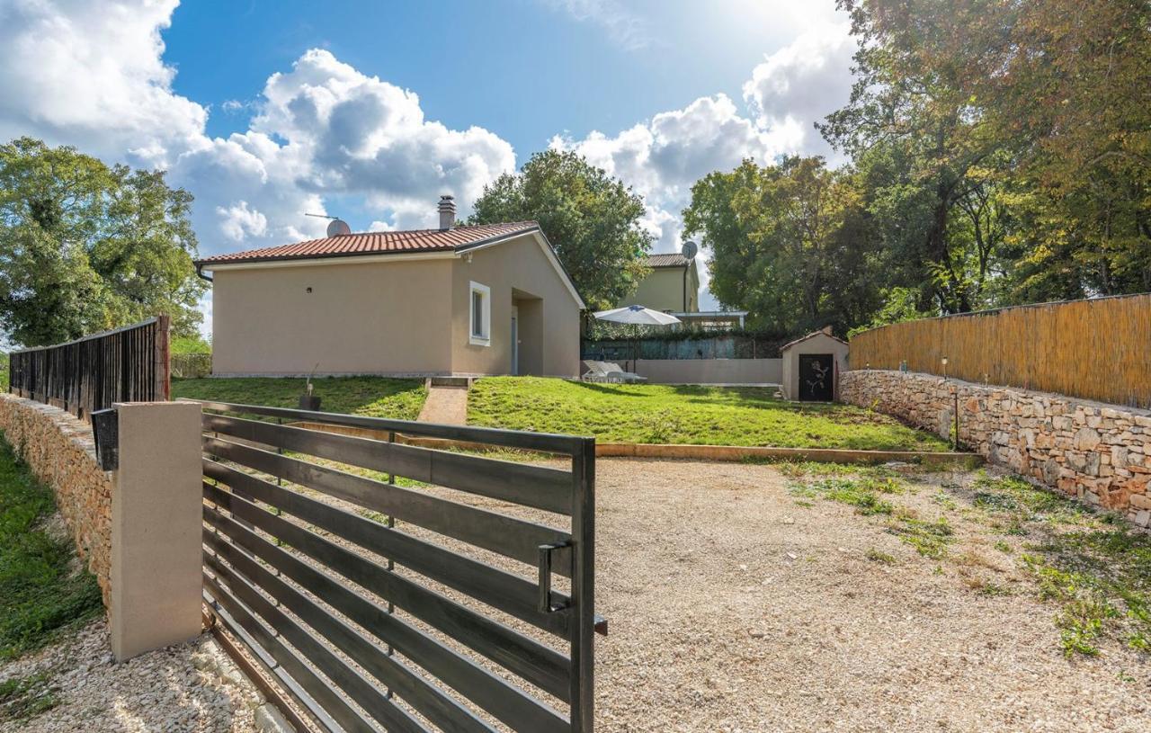 Holiday House Mir Kanfanar Zewnętrze zdjęcie